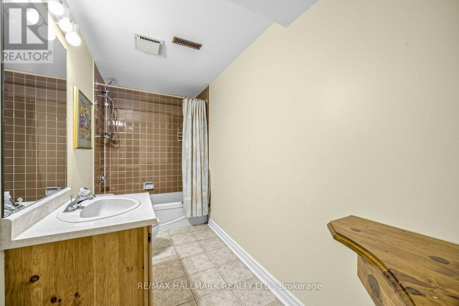 25 Cygnus Drive, Richmond Hill, ON photo 34