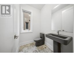 80 Tempel Street, Richmond Hill, ON L4E1K6 Photo 7