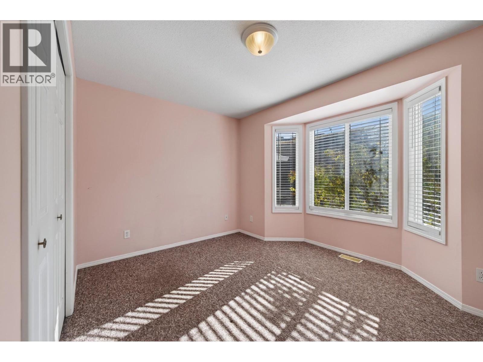 #108 2022 Pacific Way - 21