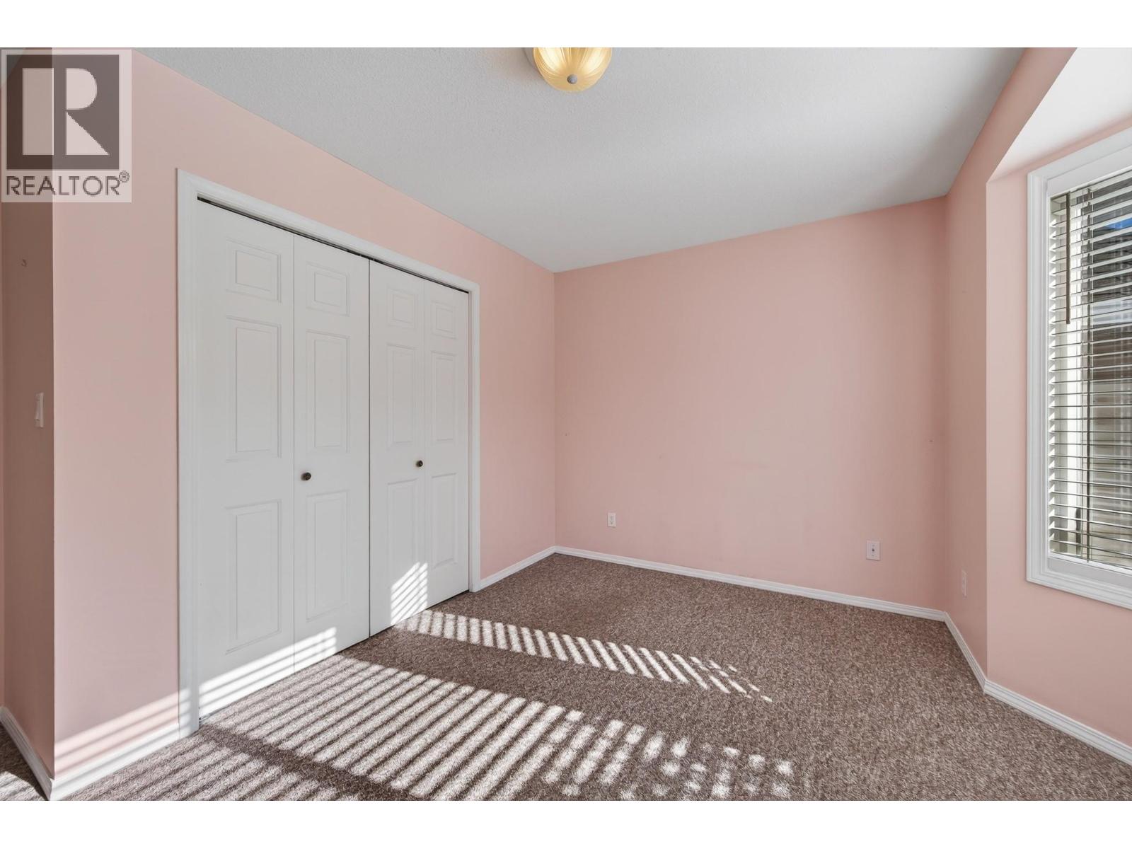 #108 2022 Pacific Way - 22