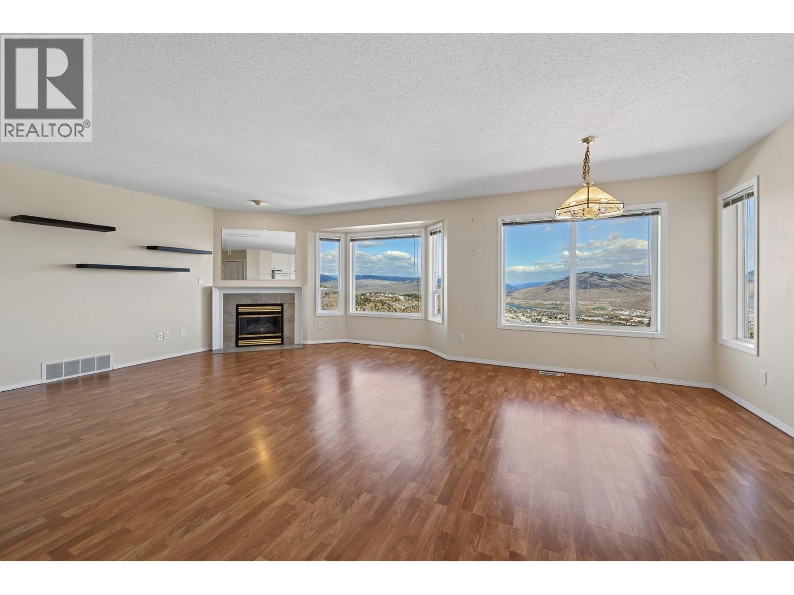 #108 2022 Pacific Way - 10