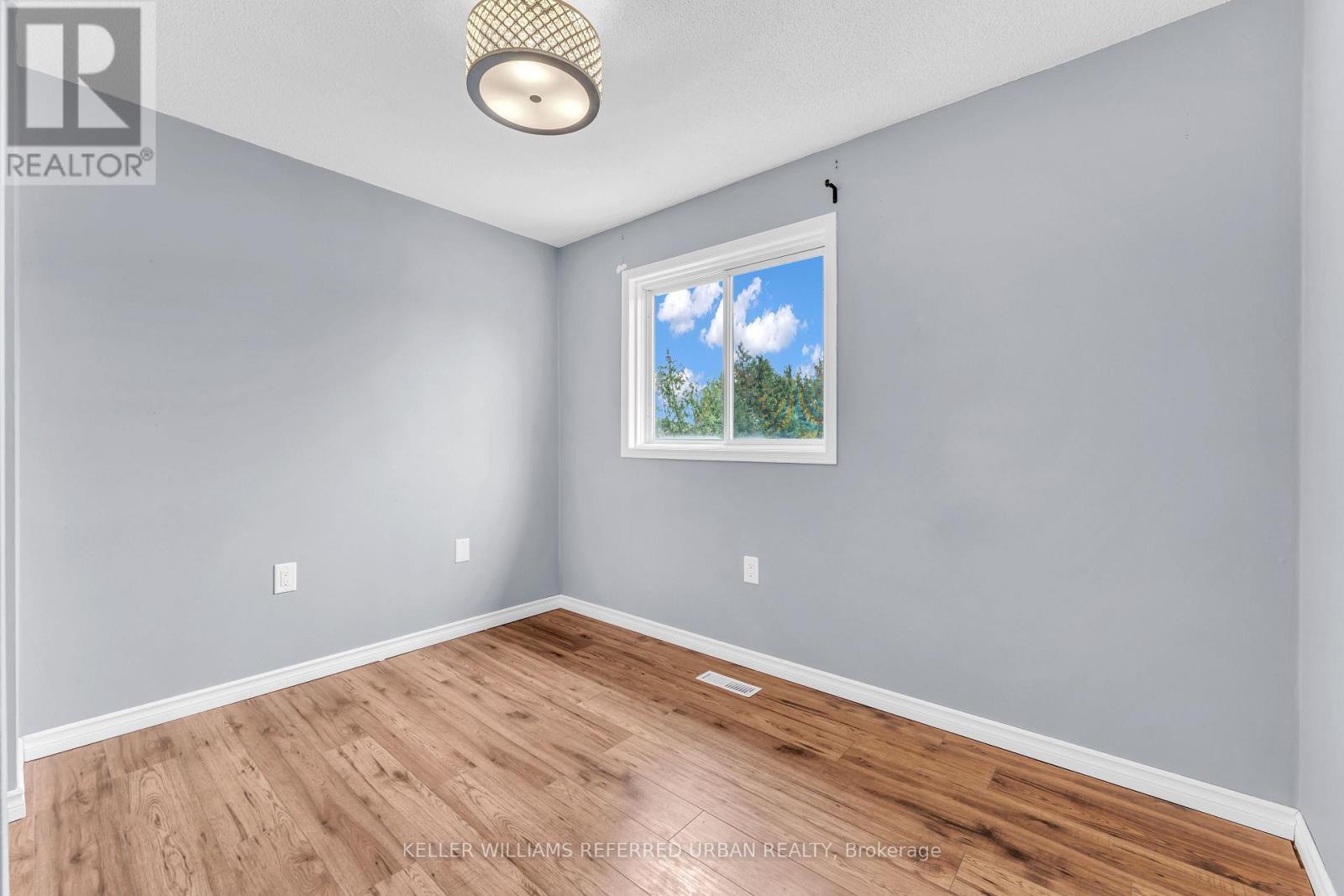 94 Laidlaw Drive, Barrie, ON photo 19