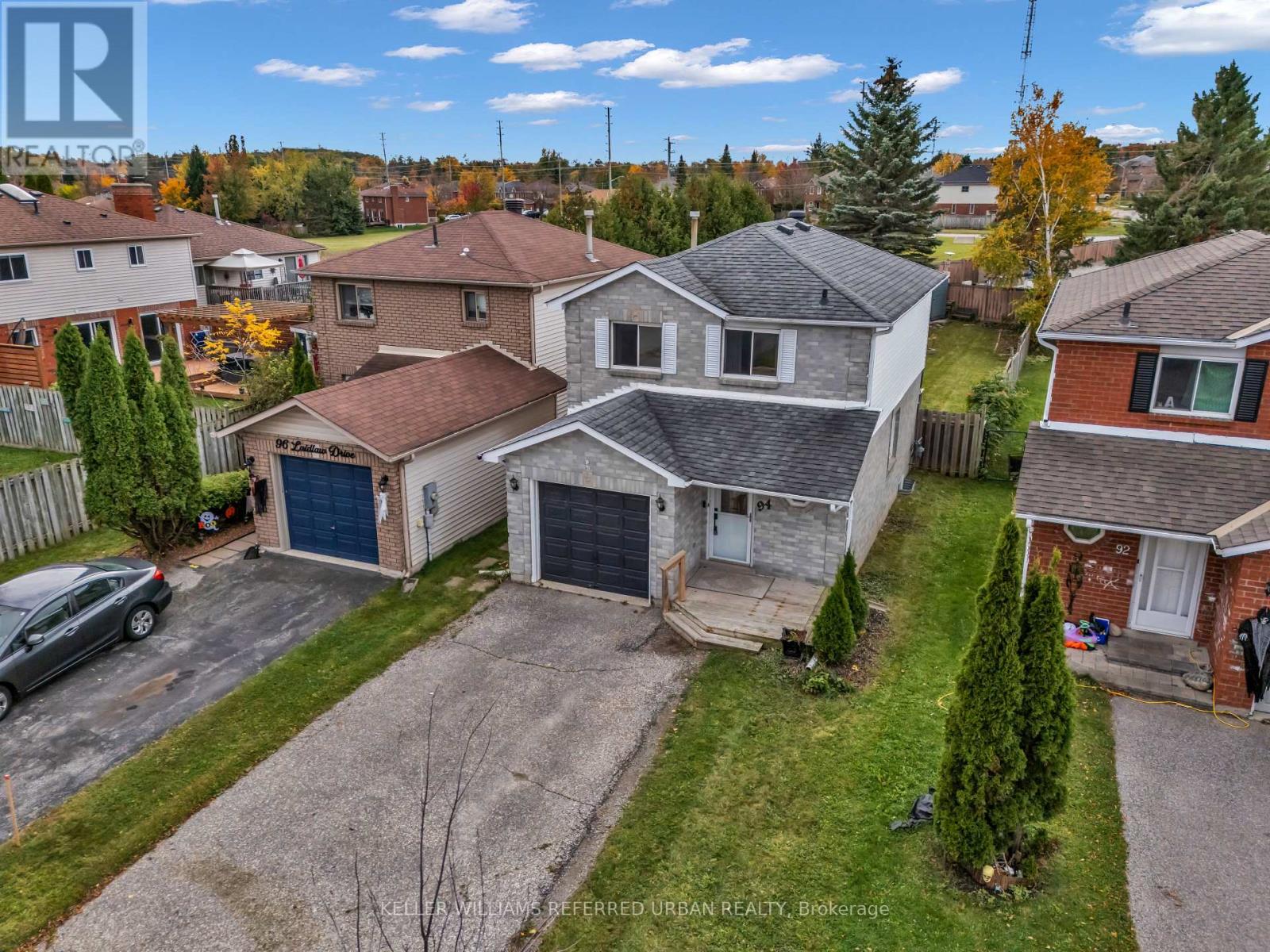 94 Laidlaw Drive, Barrie, ON photo 2
