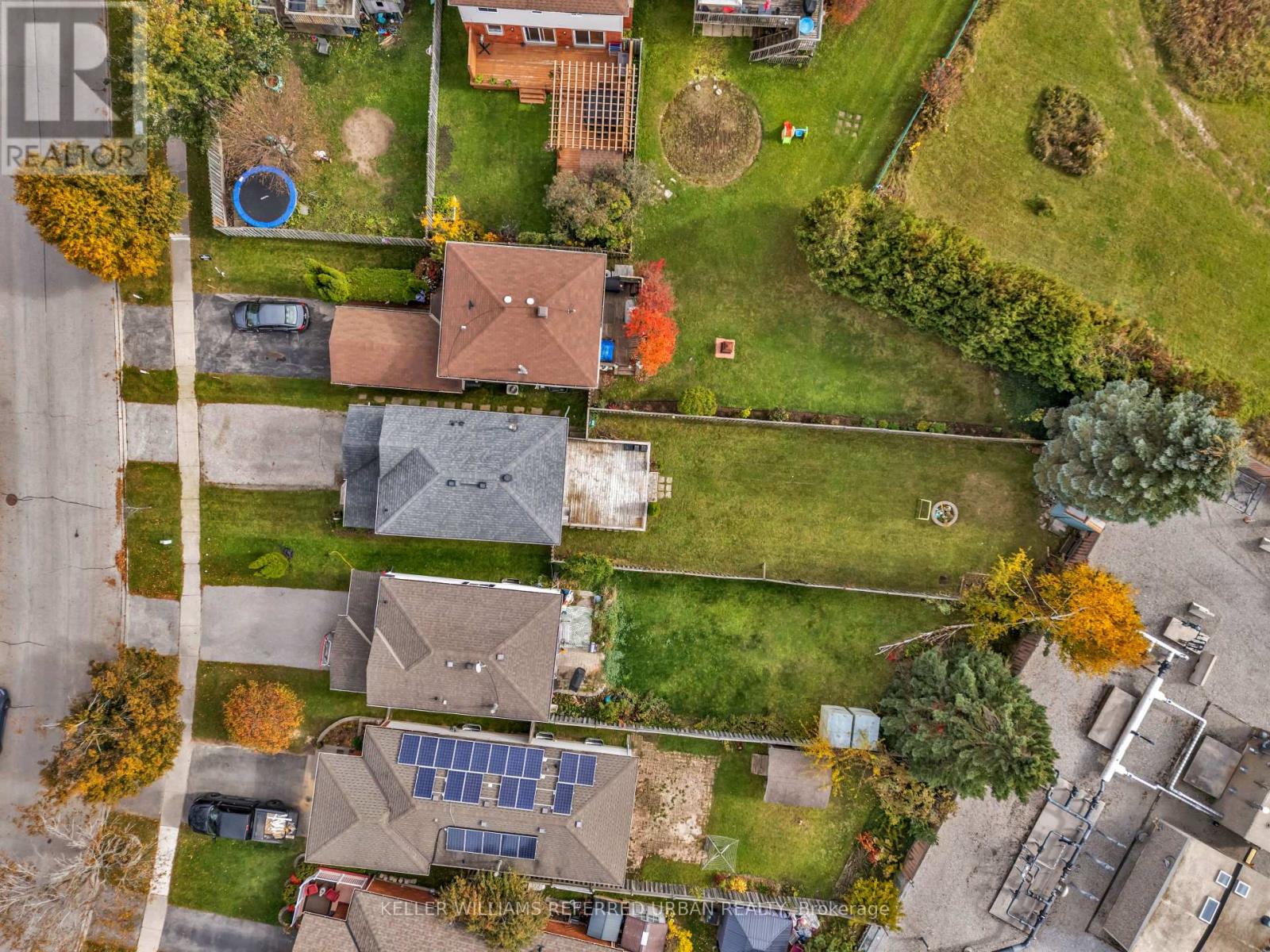 94 Laidlaw Drive, Barrie, ON photo 3