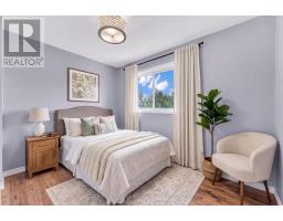 94 Laidlaw Drive, Barrie, ON L4N7S2 Photo 20