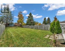 94 Laidlaw Drive, Barrie, ON L4N7S2 Photo 32