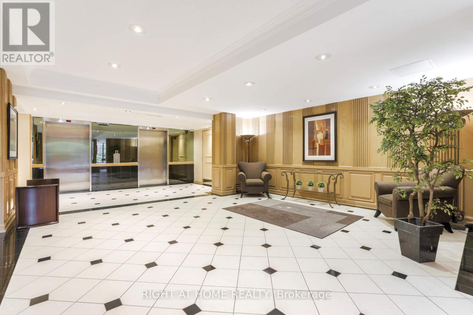 231- 22 Southport Street, Toronto, ON photo 40