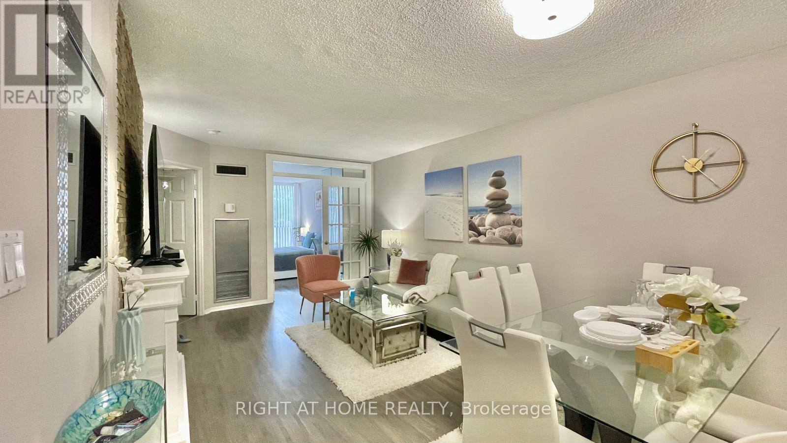 231- 22 Southport Street, Toronto, ON photo 9