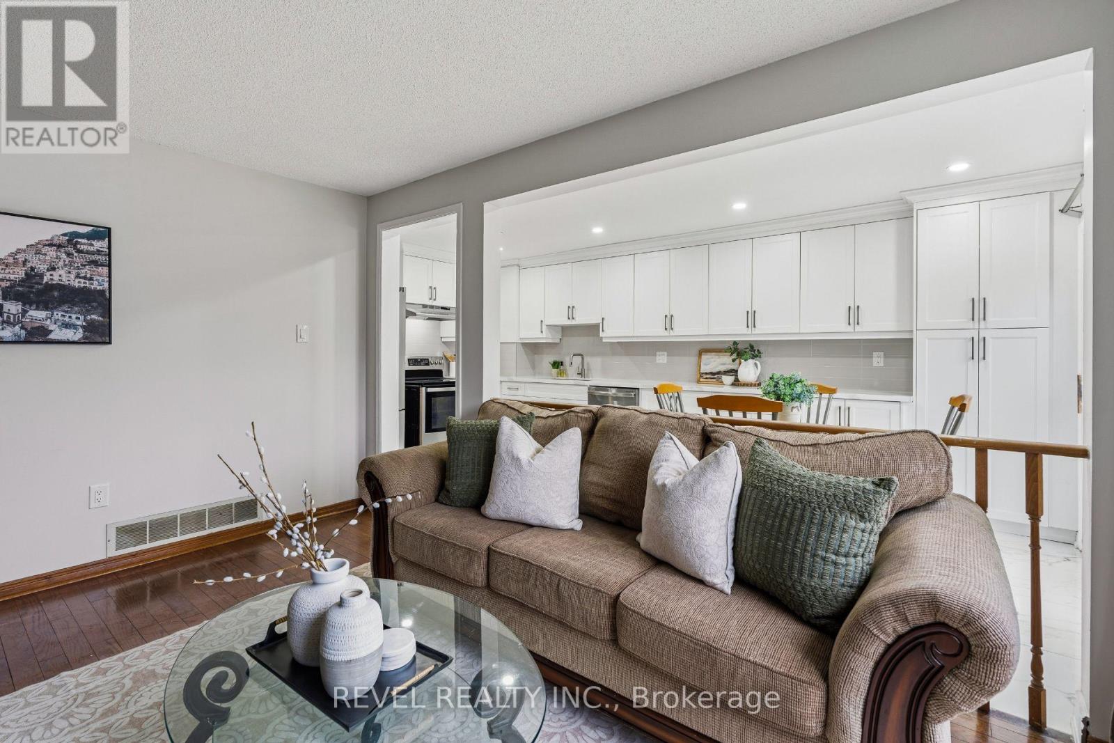 101 Sandmere Avenue, Brampton, ON photo 11