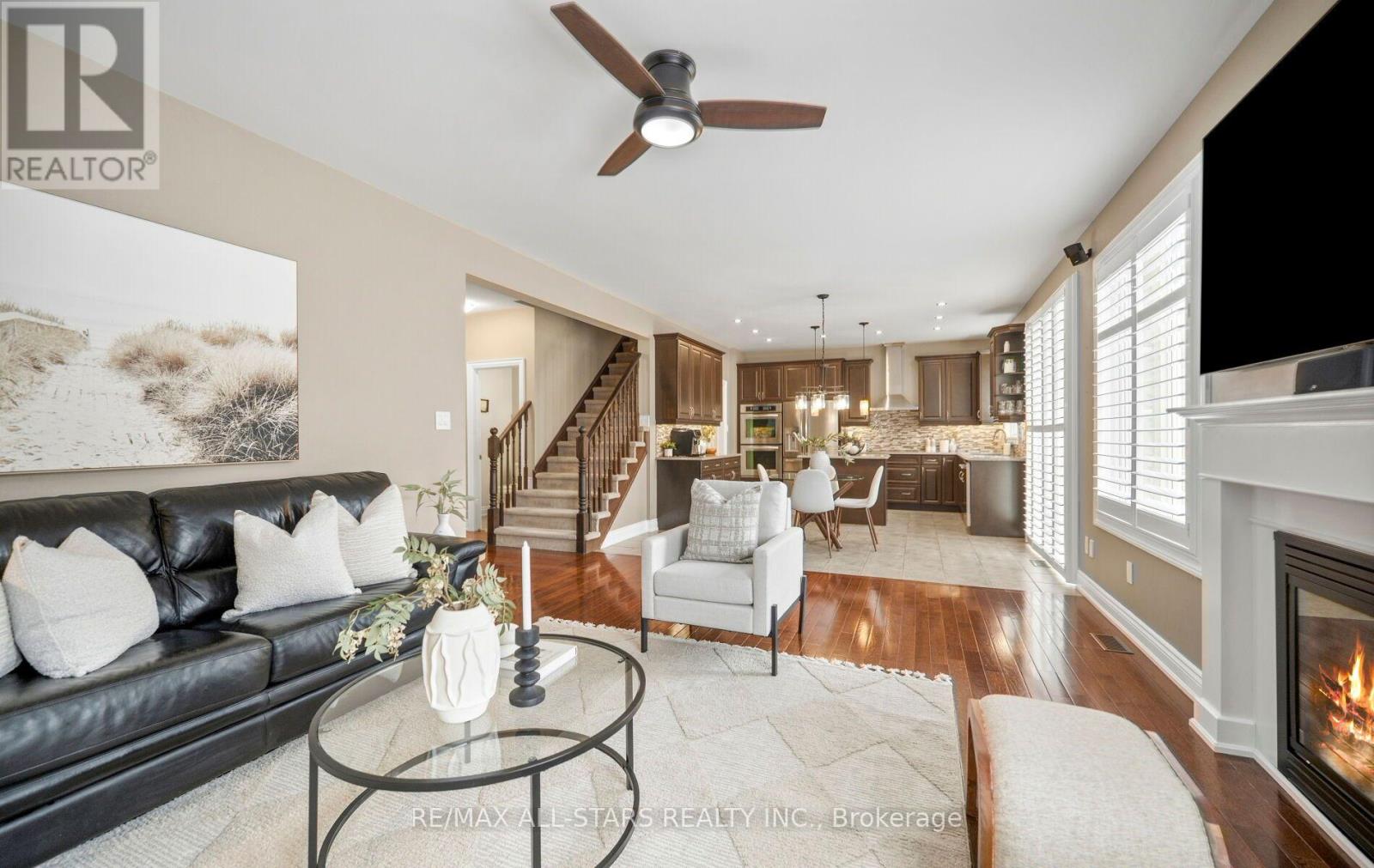 331 Inman Heights, Milton, ON photo 13