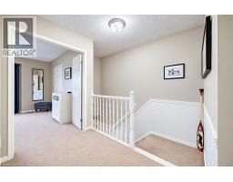24 White Sands Court, Kitchener, ON N2E3S4 Photo 18