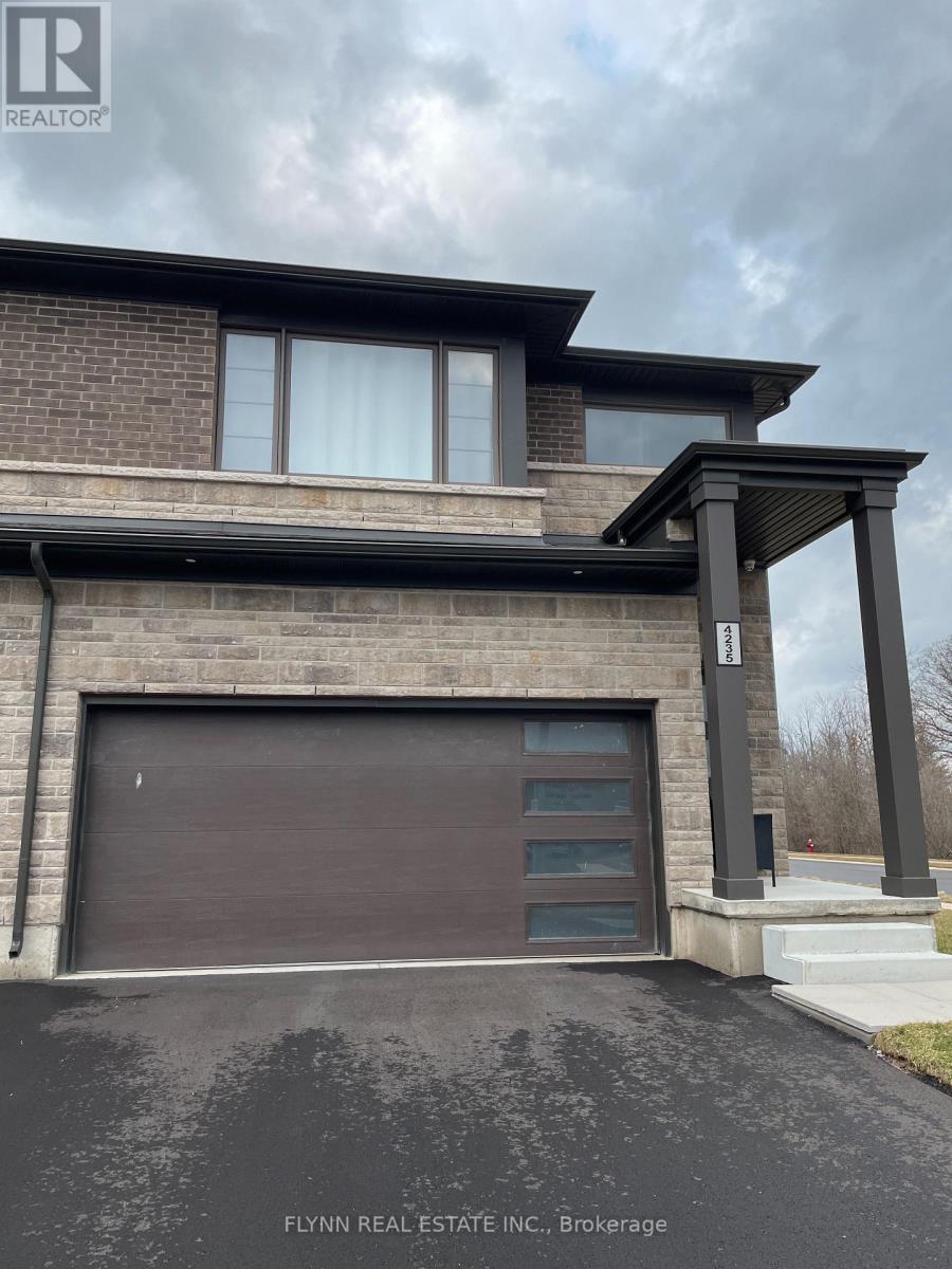 4235 SHUTTLEWORTH DRIVE, Niagara Falls (Lyons Creek) — photo 2