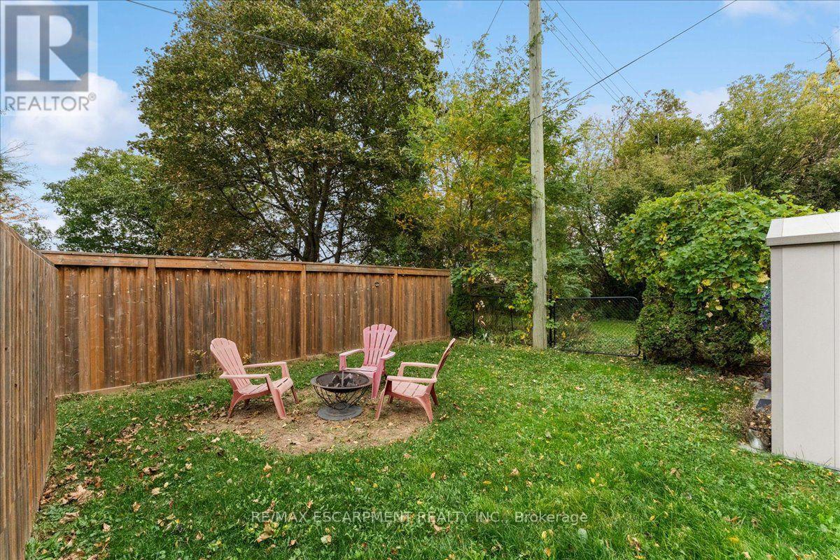 8 First Private Road, Hamilton, ON photo 35