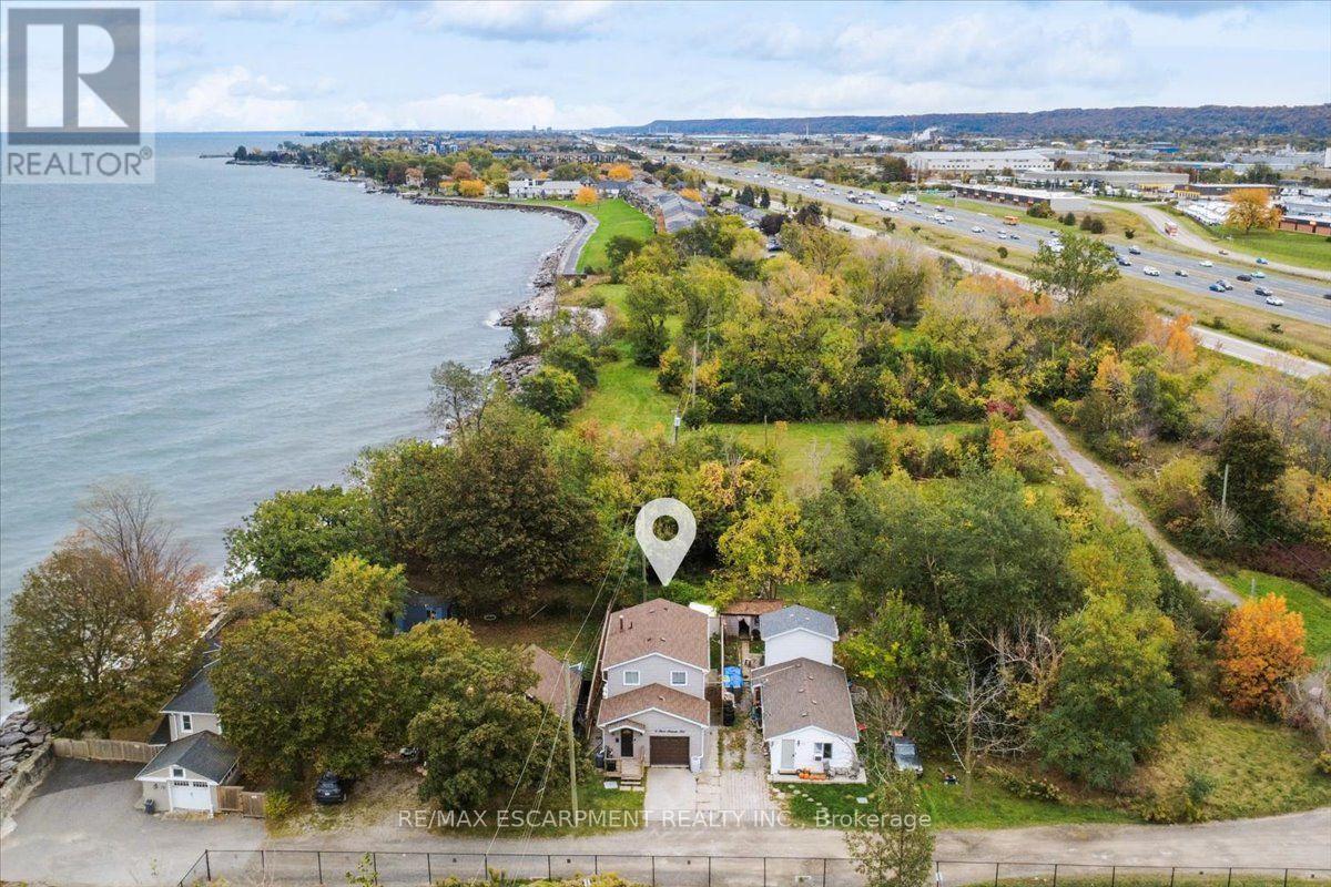 8 First Private Road, Hamilton, ON photo 5