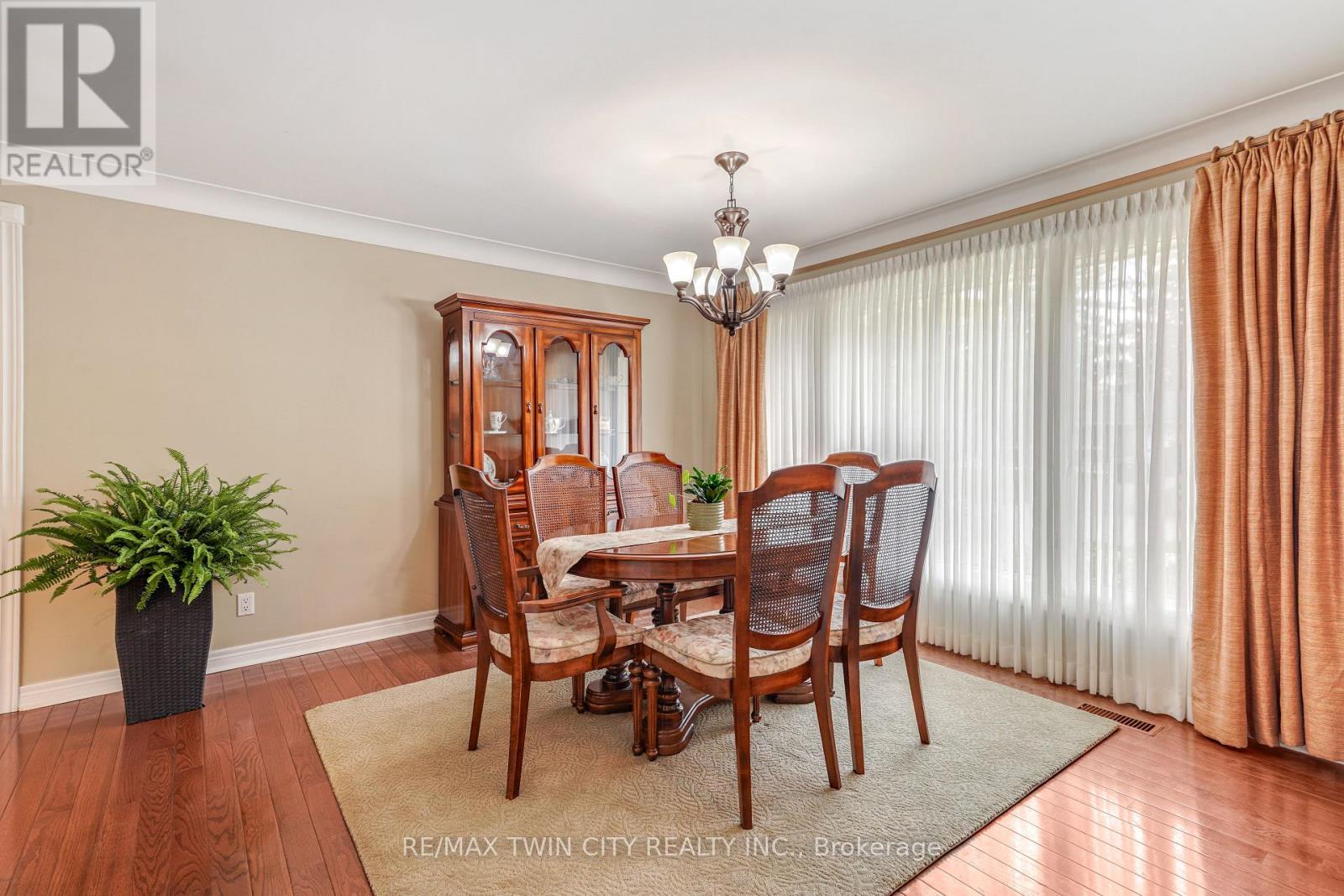 25 Brier Crescent, Brantford, ON photo 10