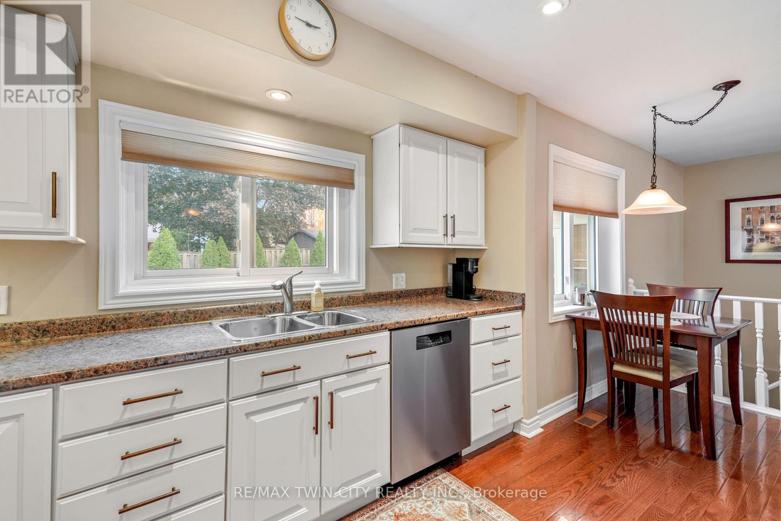 25 Brier Crescent, Brantford, ON photo 14