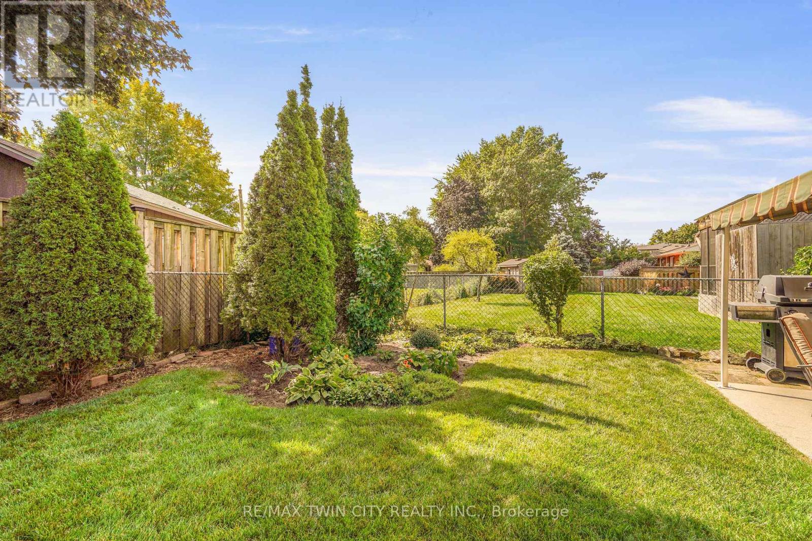 25 Brier Crescent, Brantford, ON photo 45