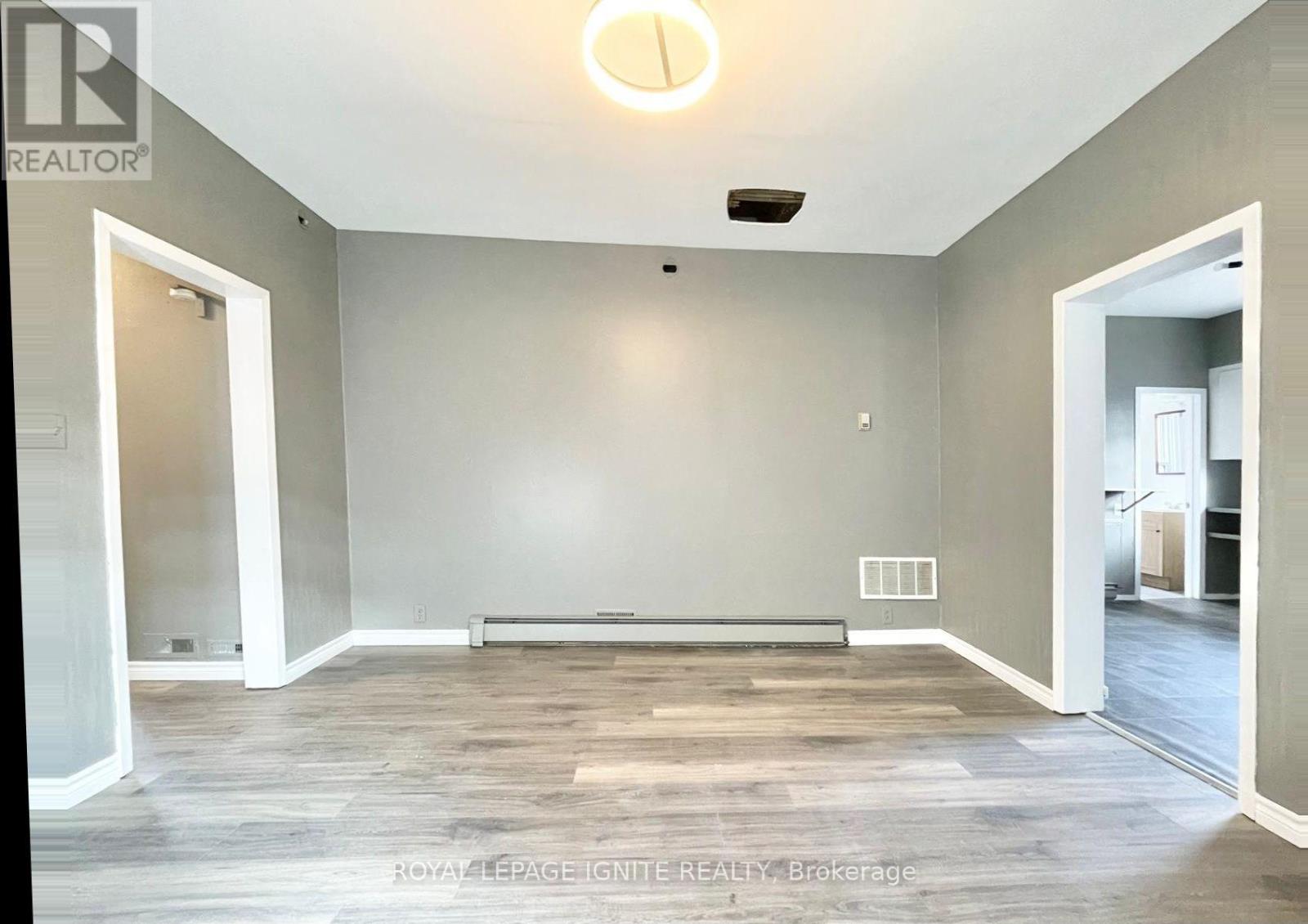 128 Geneva Street, St. Catharines, ON photo 8