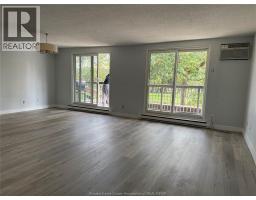 3936 Wyandotte Street East Unit# 206, Windsor, ON N8Y4V1 Photo 9