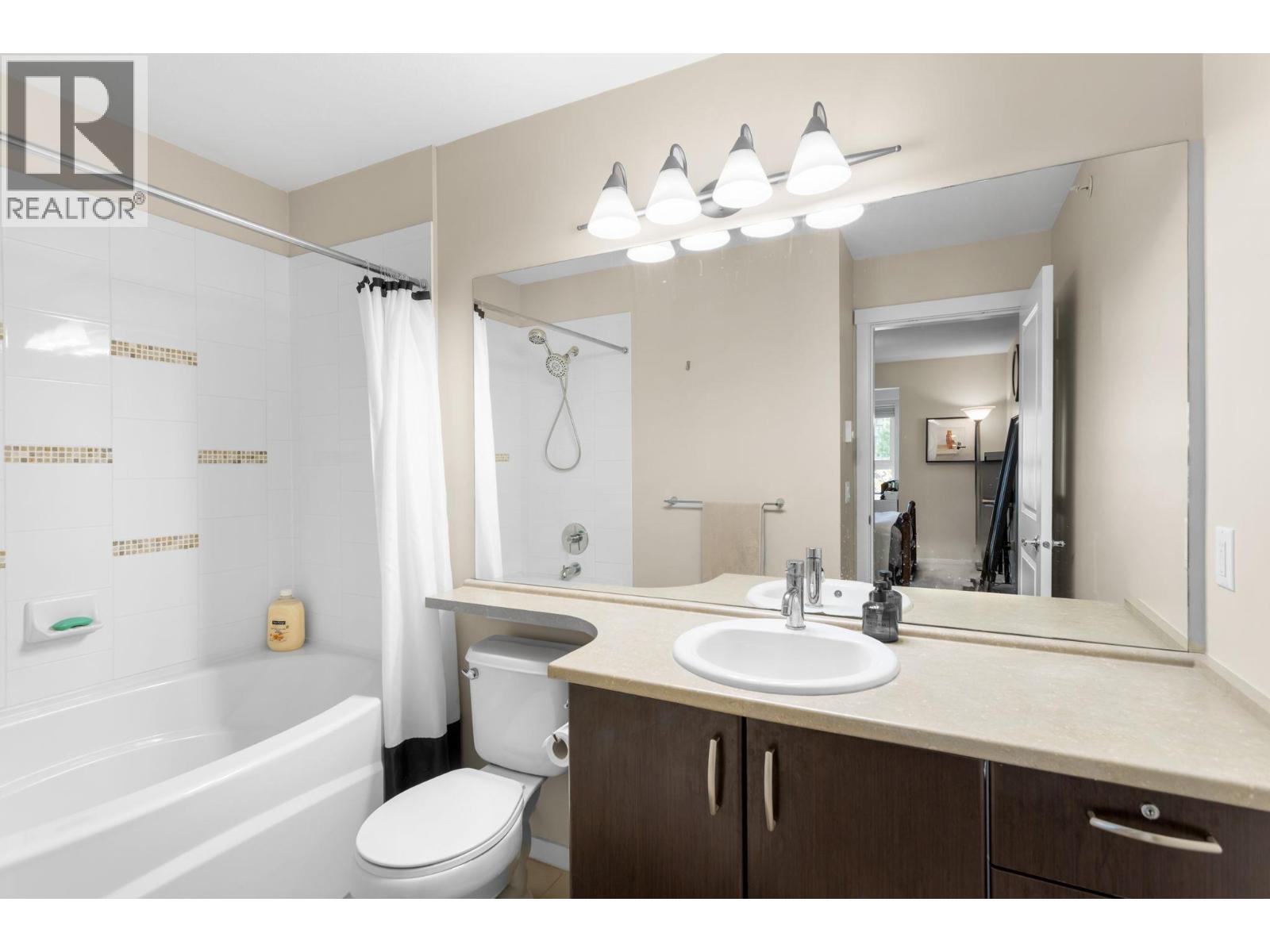 Photo of 512 1330 GENEST WAY 18
