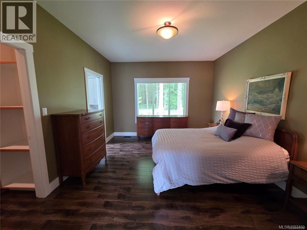 #10 5450 Tomswood Rd - 9