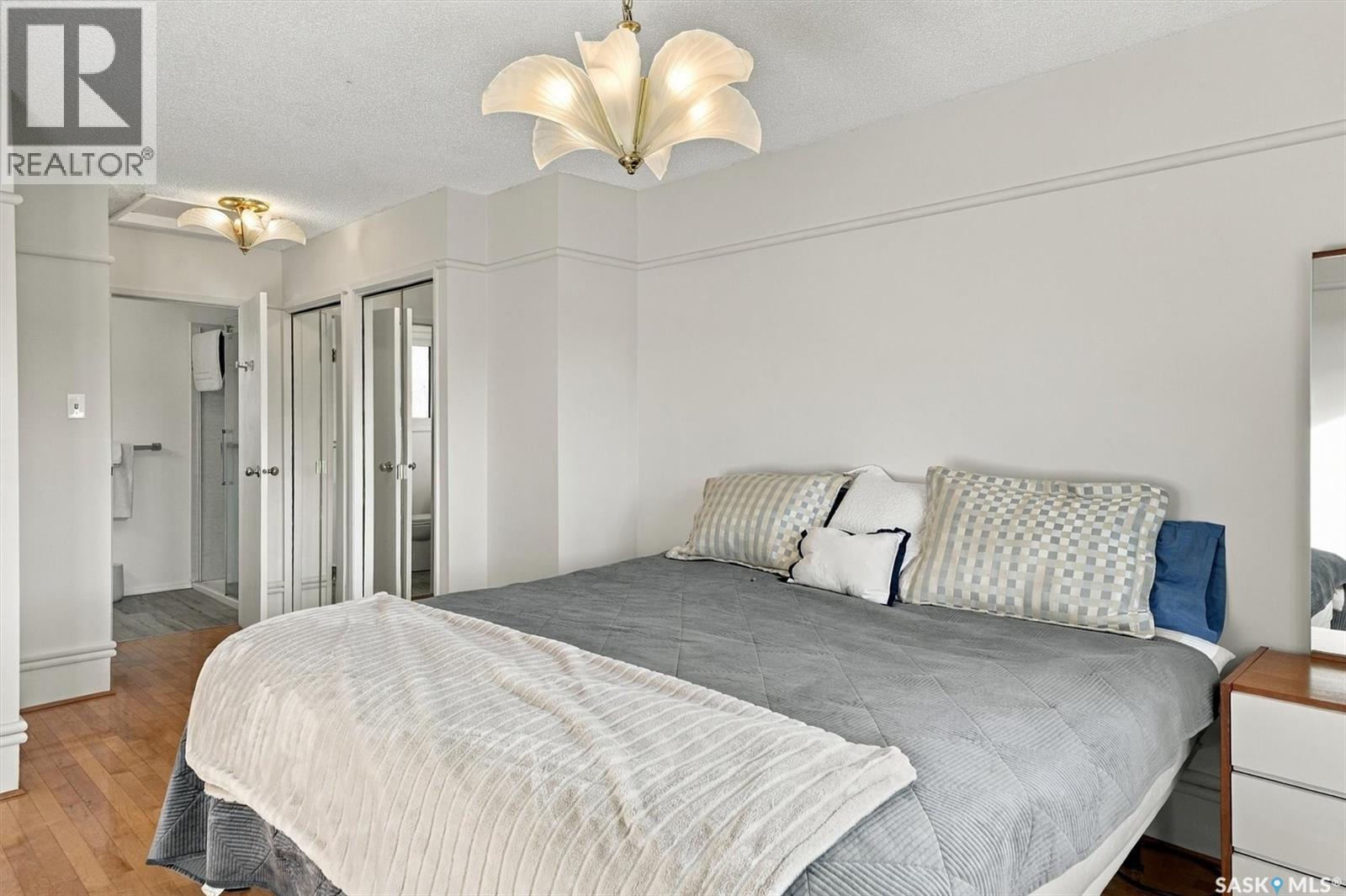 225 Clearwater COURT, Saskatoon — photo 31