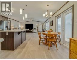 5pc Bathroom - 1003 Summer Street, Coaldale, AB T1M0C6 Photo 10