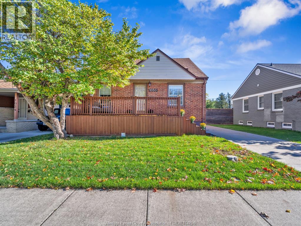 1030 FAIRVIEW BOULEVARD, Windsor — photo 2