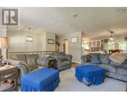 Family room - 1711 Old Brook Road Kingston, Kings County, NS B0P1R0 Photo 10