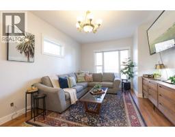 Dining room - 508d 5 Avenue Se, Medicine Hat, AB T1A2R5 Photo 6