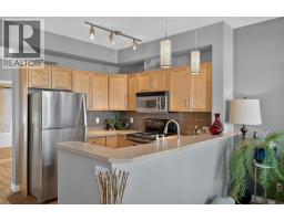 2, 140 Rockyledge View NW, Calgary — photo 7