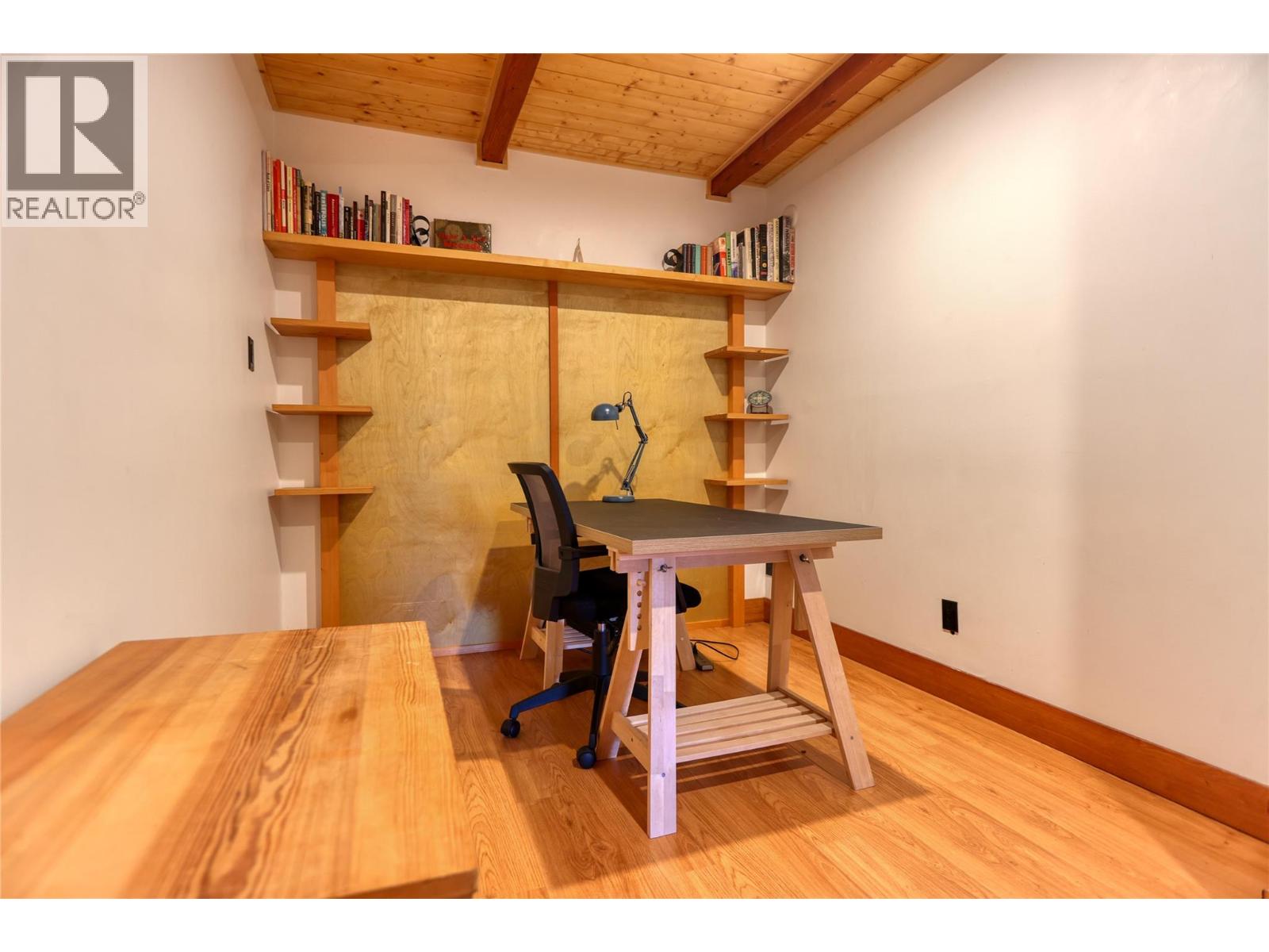 7025 BEGGS Road - 44