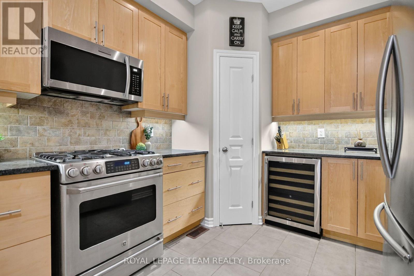 166 MATTINGLY WAY, Ottawa — photo 11