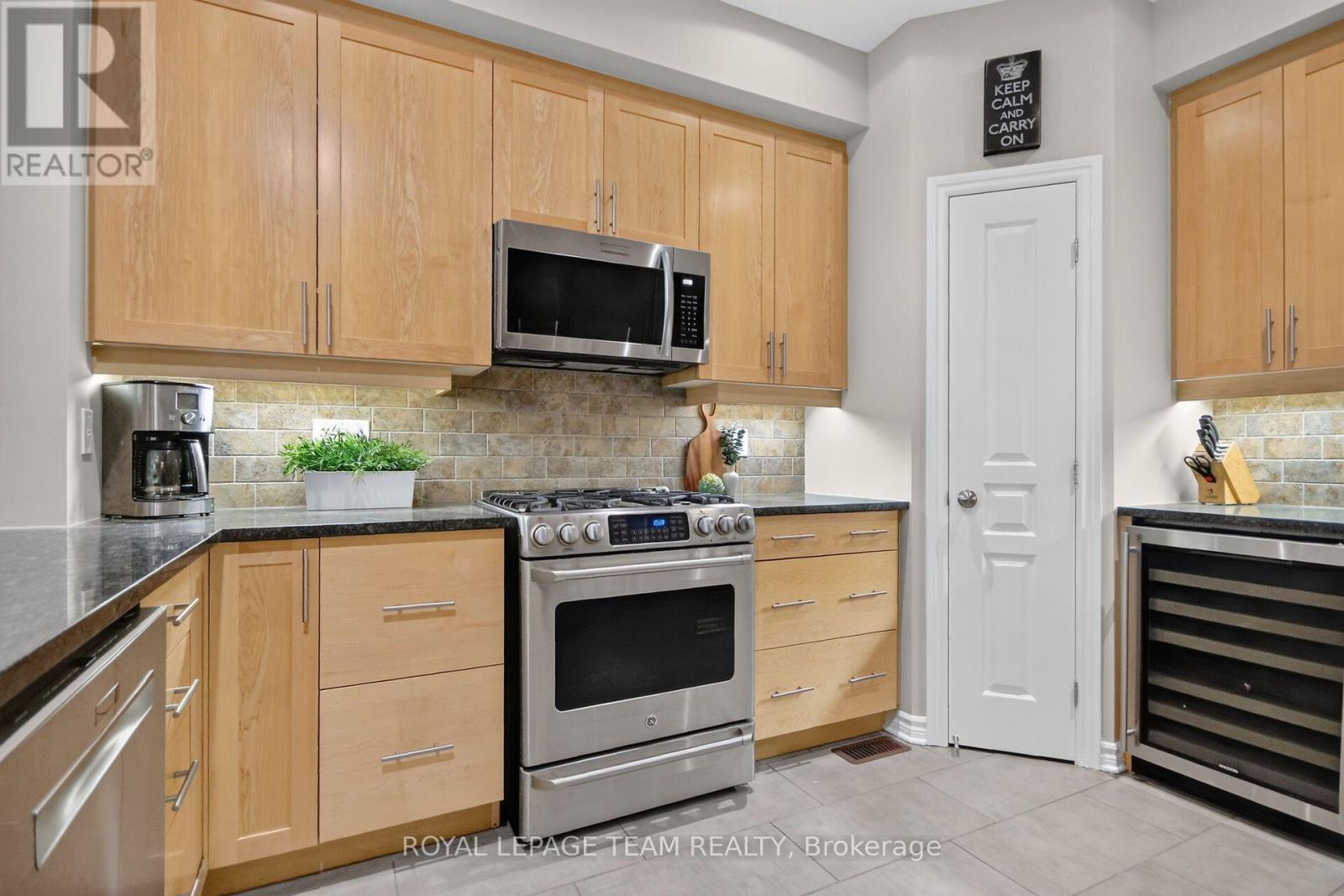 166 MATTINGLY WAY, Ottawa — photo 12
