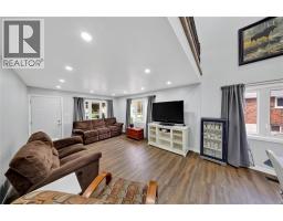 4pc Bathroom - 4076 Florence Avenue, Petrolia, ON N0N1R0 Photo 6