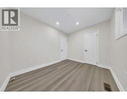 2pc Bathroom - 441 West 5th Street, Hamilton, ON L9C3P5 Photo 15