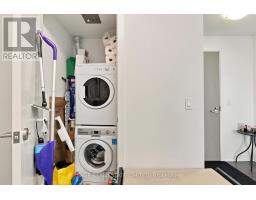 908 - 501 St Clair Avenue W, Toronto, ON M5P0A2 Photo 21