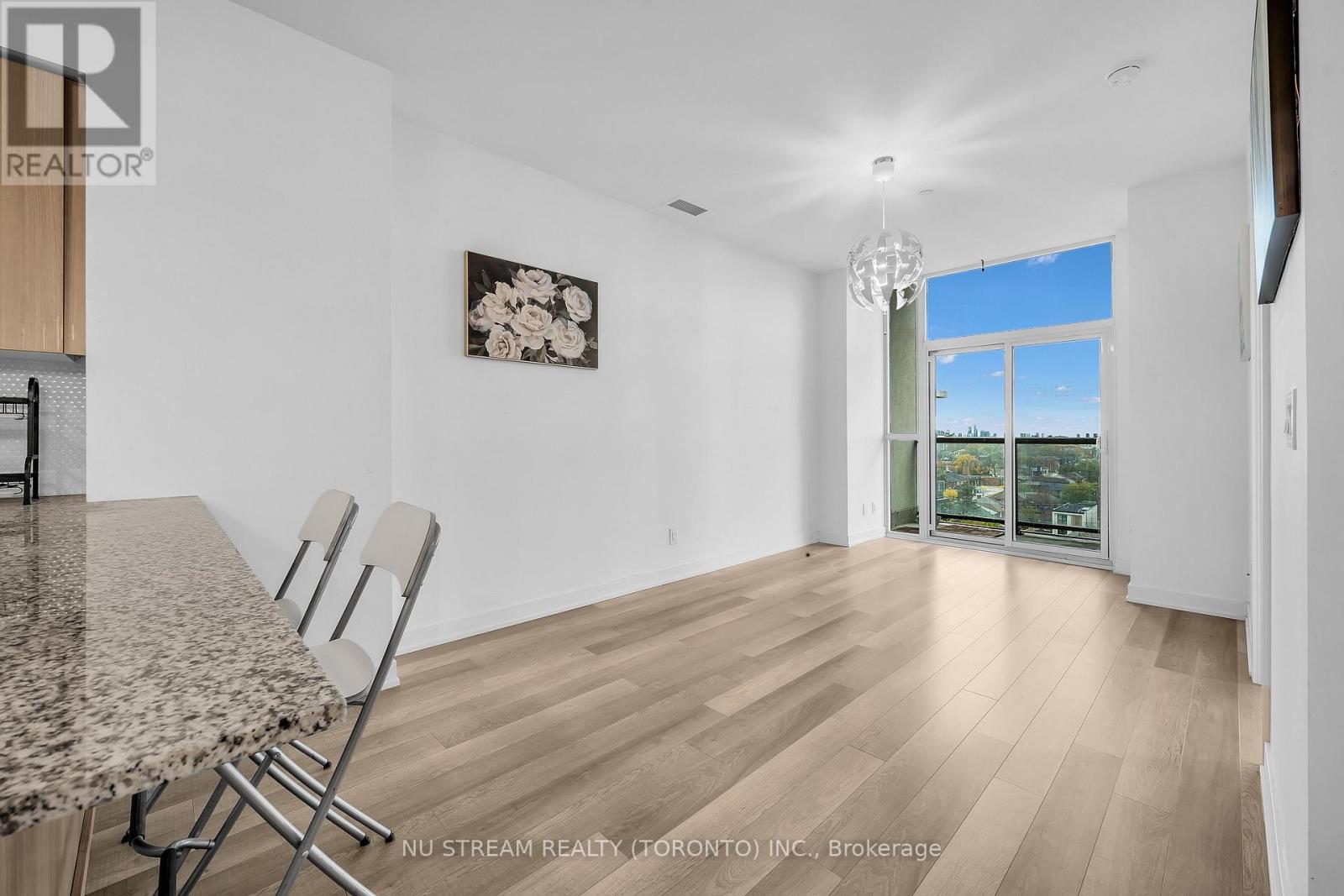 810- 1603 Eglinton Avenue West, Toronto, ON photo 13