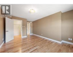 138 East Street, photo 15