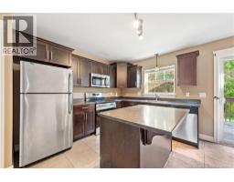 138 East Street, photo 2