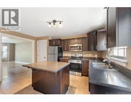 138 East Street, photo 3