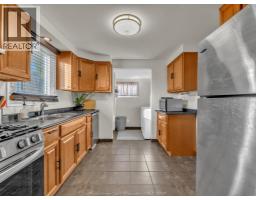 719 Hildegarde, Windsor, ON N8X2Z9 Photo 8