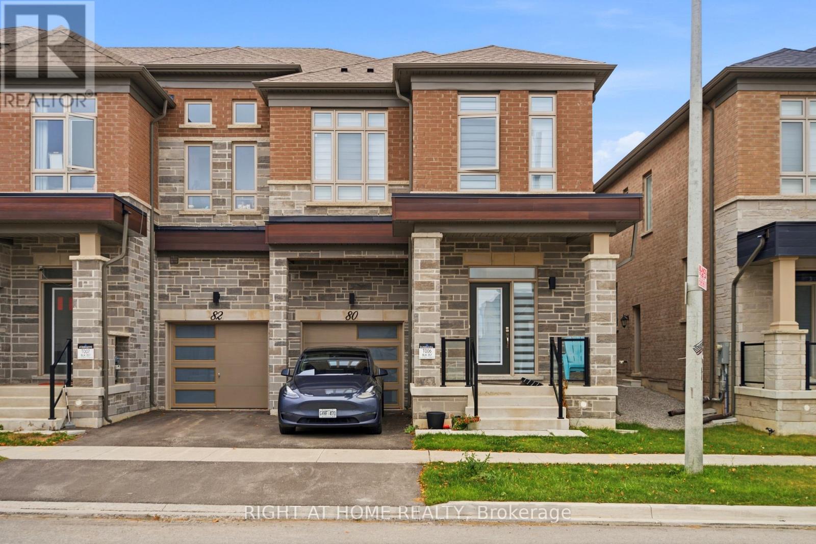 80 TEMPEL STREET, Richmond Hill