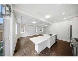 80 Tempel Street, Richmond Hill, ON L4E1K6 Photo 12