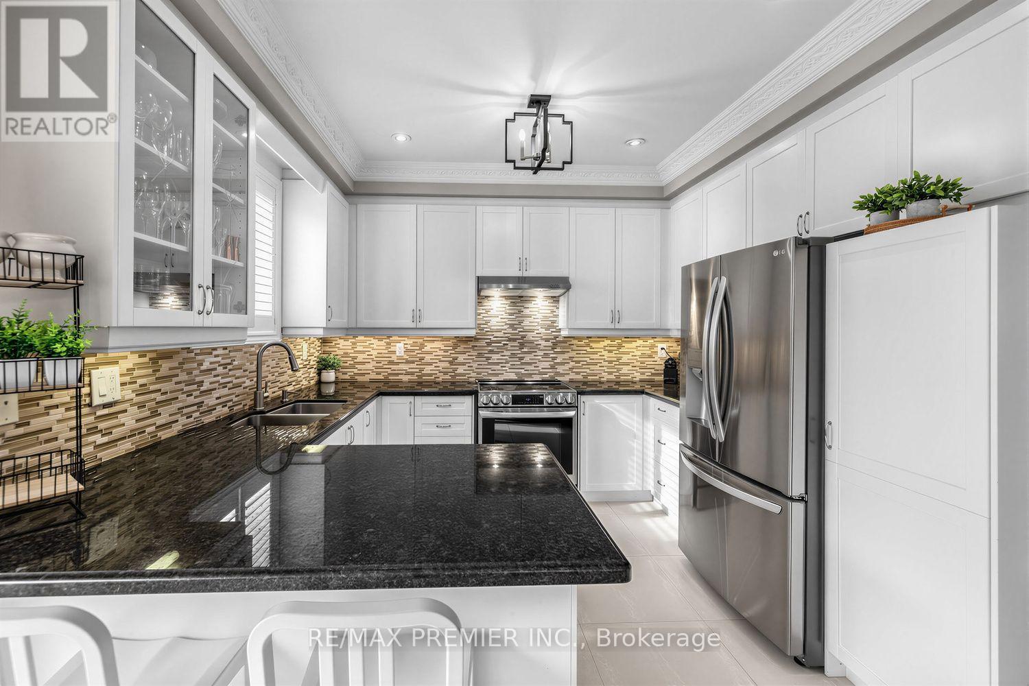 47 Berry Trail, Vaughan, ON photo 15