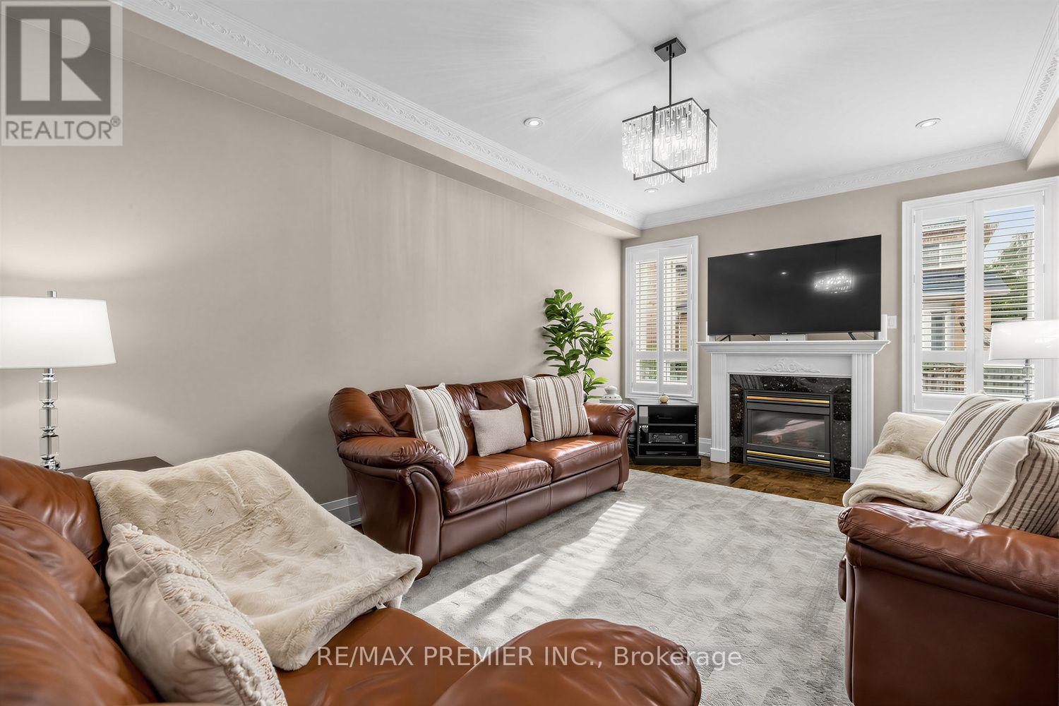 47 Berry Trail, Vaughan, ON photo 8
