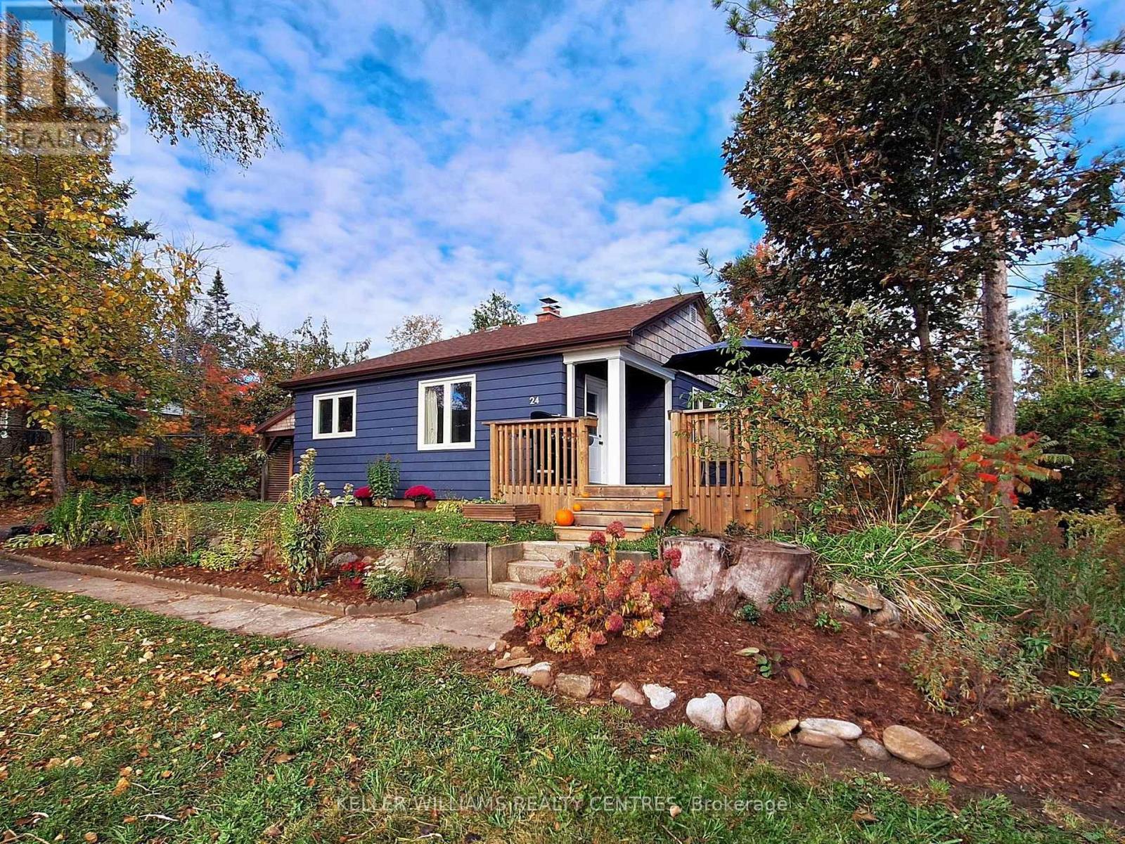 24 Goldie Drive, Orillia, ON photo 1