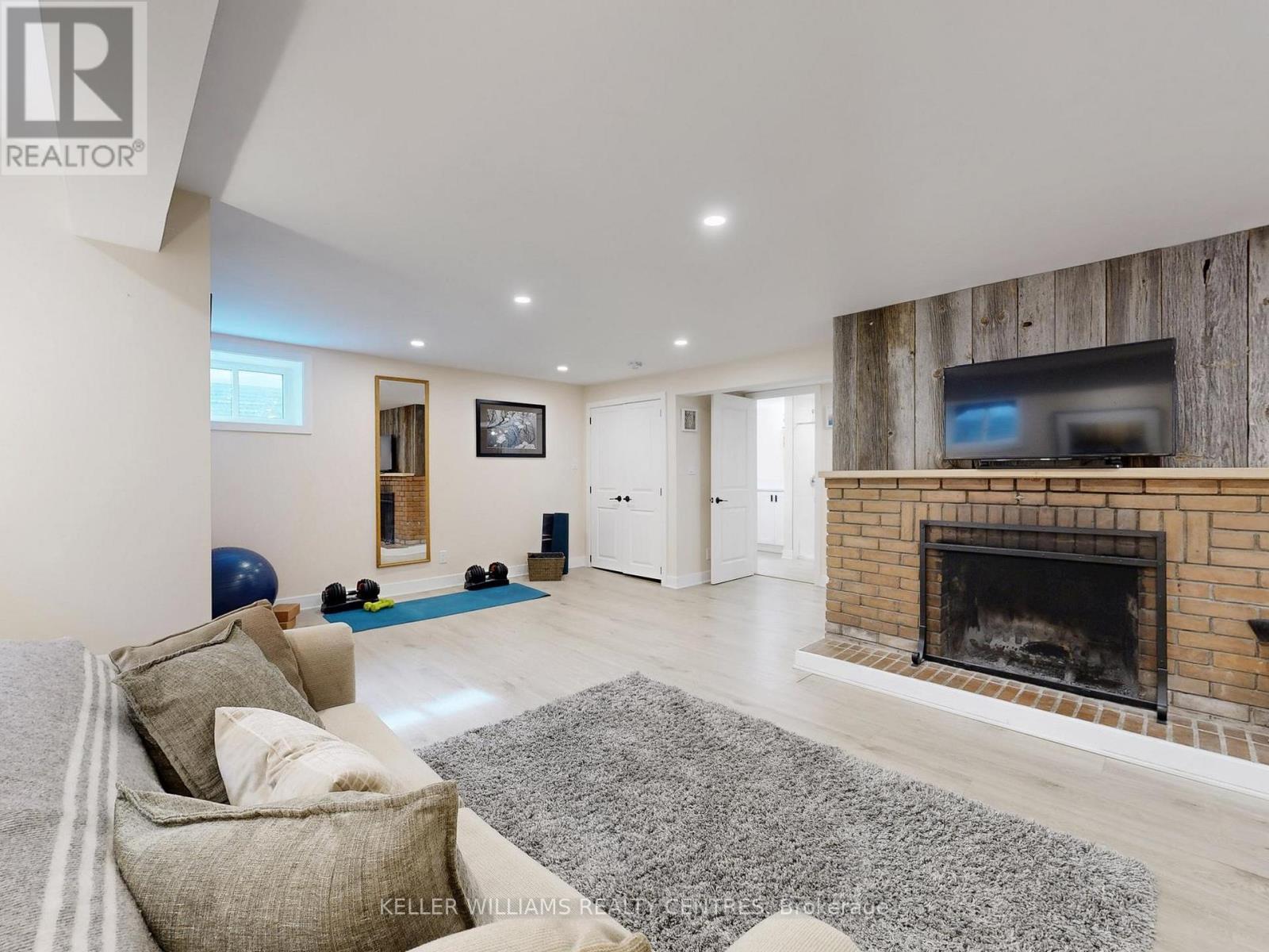 24 Goldie Drive, Orillia, ON photo 16