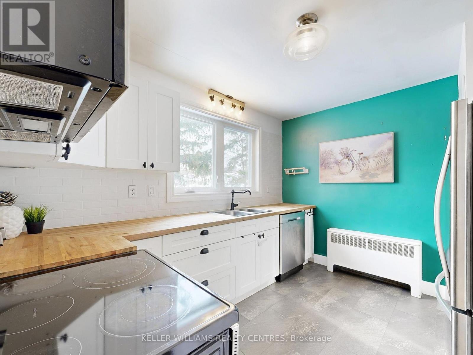 24 Goldie Drive, Orillia, ON photo 9