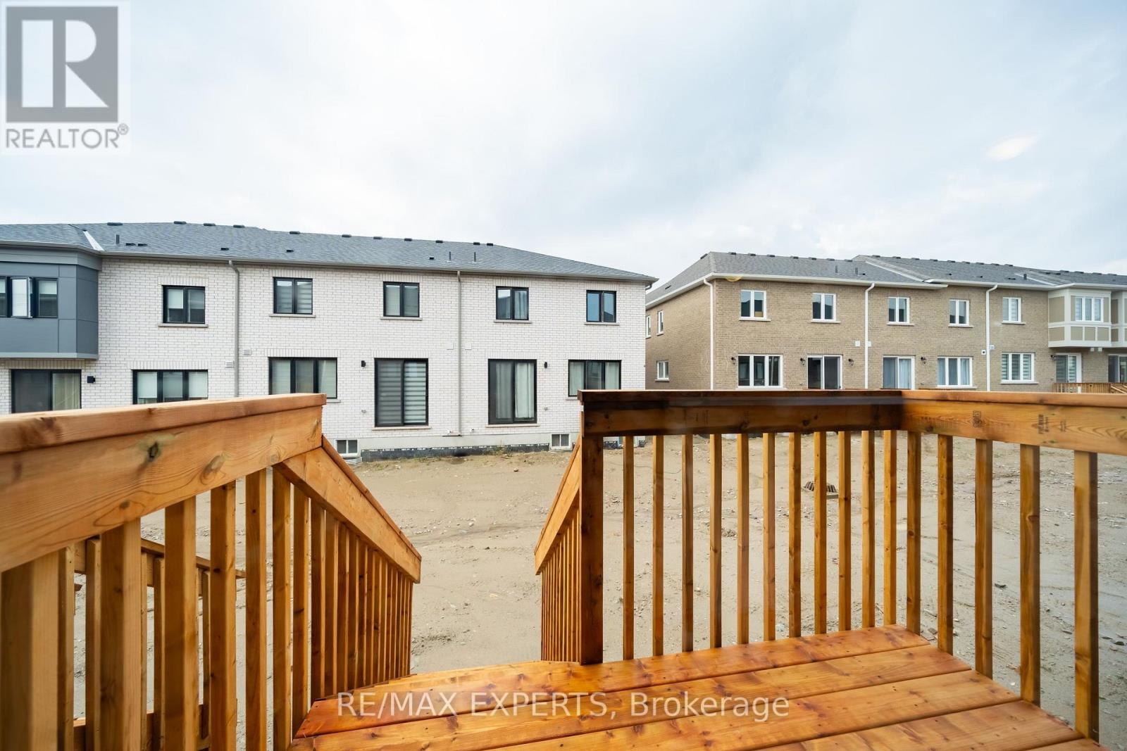 121 VINEWOOD CRESCENT, Barrie — photo 5